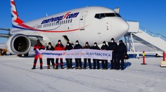 VIDEO: Přistání na ledovci. České letadlo dovezlo norské polárníky na Antarktidu