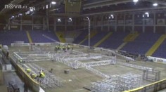 VIDEO: Stavba megapódia kapely Kabát! ČASOSBĚR