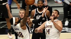 Bitvu o Los Angeles vyhráli Clippers! 76ers prohráli s Memphisem