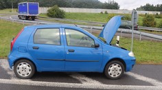 Seniorka zabloudila cestou k dceři, na dálnici se otočila do protisměru