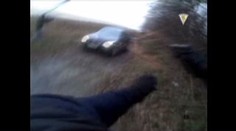 Policie dopadla drogové mafiány. VIDEO ze zatýkání