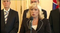 Robert Fico podal demisi, štafetu přebírá Radičová