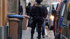 Vietnamec pašoval v kšiltovce kilo efedrinu! Chytili ho celníci