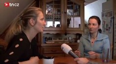 Homosexuál podvodník. Oženil se a manželku týral