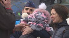 Ukrajinci se vrací domů, na slovenských hranicích je obří fronta