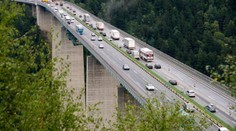 Tyrolsko zavře sjezdy z dálnic i v zimě. V pasti už uvízlo 20 tisíc řidičů!