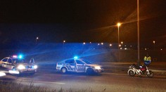 Pražským policistům ujížděl motorkář! Honička skončila nehodou!