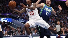 Clippers mají šestou výhru v řadě, raduje se také Denver