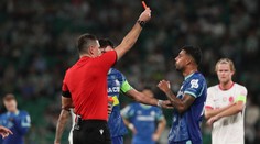 Marseille ztratila body po šíleném zkratu. Hráč se nechal vyloučit za simulaci