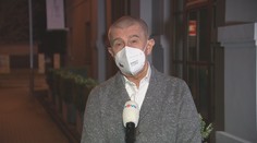 "Vláda dělá maximum, lidé porušují opatření," tvrdí premiér Babiš
