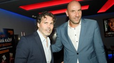 Je to doják, tvrdí tvůrci filmu o Kollerovi. Na slavnostní premiéru dorazil i Jágr