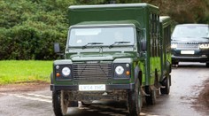 Rakev prince Philipa poveze při pohřbu "divné" auto. Prý si to přál