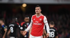 Zabijeme ti manželku! Kapitán Arsenalu čelí drsným výhrůžkám od fanoušků