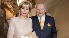Miliardář Porsche se rozvádí. Manželka má demenci, útočiště našel u princezny