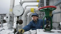 Zásobníky plynu jsou téměř plné, ale šetřit se musí dál. Expert vysvětlil proč