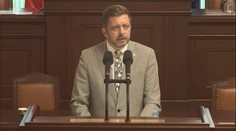 Vláda po dvou dnech bez potíží ustála ve Sněmovně hlasování o nedůvěře
