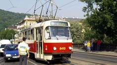 Mezi I.P.Pavlova a Náměstím Míru nejezdí tramvaje