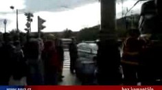 VIDEO: U Národního divadla vykolejila tramvaj