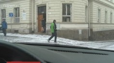 PÁTRÁNÍ: Řidič srazil autem v Jihlavě mladíka a ujel!
