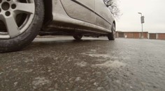 Meteorologové varují před ledovkou. Výstraha platí do sobotního rána