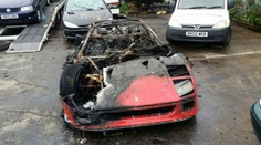 Zrenovované Ferrari F40 za 35 milionů shořelo na popel