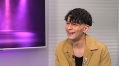 Zpěvák Jan Bendig se chystá na Vánoce. Chce mít v obýváku zasněžený les a chaloupku