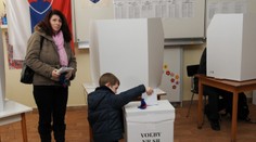 Znechucení Slováci kašlou politikům na volby. Účast je rekordně nízká