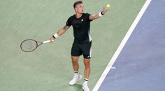 Lehečka po zranění září. Neztratil set a vyřadil světovou pětku