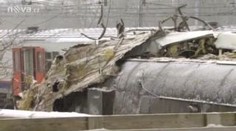 Vlak jel na červenou, zemřelo nejméně 18 lidí. VIDEO