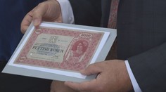 Za tuhle bankovku pořídíte dům! Ze sejfu ji vytáhnou až za rok