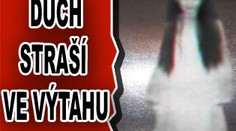 Duch straší ve výtahu