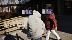 Luxus za 100 000 Kč! Brali sociální dávky v Česku i v Británii