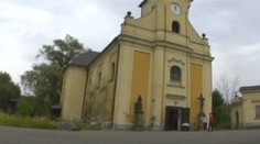 V Karviné mají unikátní šikmý kostel