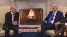 Ukrajině musíme nadále pomáhat, je to nutné, shodli se Biden a Scholz