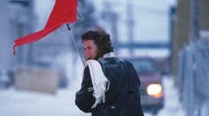 Vichr zkomplikoval cestu po D1, stopnul lanovku. Vydrží do úterý