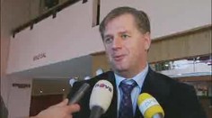VIDEO: Tlustý se vzdal kandidatury, šéfem středočeské ODS zvolen Bendl