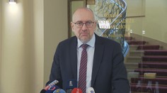 Vláda chce méně učitelů. Je jich příliš, brání to růstu platů, říká Bek