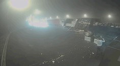 Řidič kamionu usnul za volantem, náraz do tunelu zachytila kamera