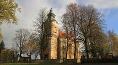 Vichřice shodila špičku kostela. Našli v ní stoletý poklad!