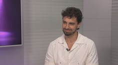 Zjišťuji, co znamená být v dnešní době člověkem. Jsme v pasti mobilů, říká herec