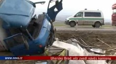 Videa: Na Moravě řádil silný vítr