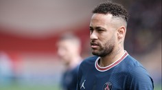 Neymar pod palbou kritiky: Prý už skoro netrénuje, na stadion jezdí opilý