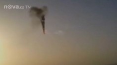 HROZIVÉ VIDEO: Turista natočil hořící balón, zoufalí lidé z něj skákali ven