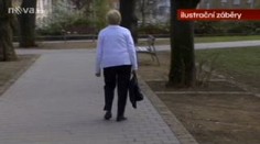 Policie dopadla mladíky, kteří okrádali důchodkyně