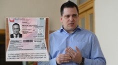 Polák se vydával za českého politika, na falešné doklady balil Japonky