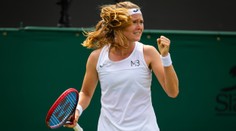 Bouzková na Wimbledonu pokračuje v deblu. Se Španělkou jsou ve čtvrtfinále