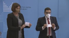 13 pro SPOLU, 7 pro Alianci. Komise vylosovala čísla do voleb