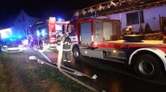 Sběrači odpadků si omylem podpálili dům, kouř zamořil město