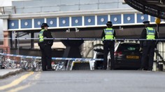 Výbušné obálky do Londýna přišly z Irska. Policie: Může jich být víc!