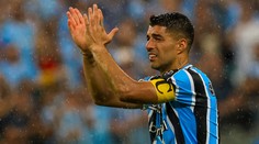 Prášky a injekce před zápasem. Jinak bych nehrál, šokuje Suárez